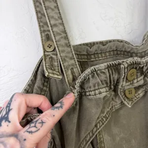 Free People FP Go West Olive Green Utility Cargo Denim Relaxed Leg Jumpsuit XS thumbnail 11