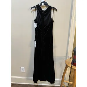 Betsy‎ & Adam Women's Black Velvet Halter Cowlneck Sleeveless Gown Dress Size 8 thumbnail 4