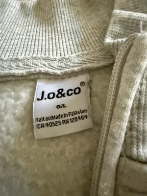 jo&co Zip-Up Crewneck thumbnail 2