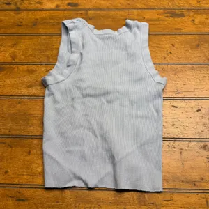 Brandy Melville‎ Light Blue Ribbed Tank Top Cropped thumbnail 4