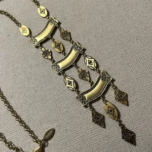 NEW Chico’s Mia Ladder Necklace in Gold , New without Tag SOLD OUT thumbnail 5