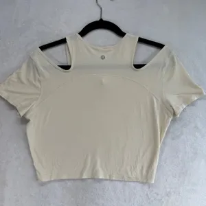 Lululemon Cut‎ Out Shoulder Crop Top Athletic Shirt Activewear Size 8 thumbnail 7