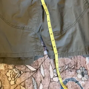 Kuhl Shorts Womens 6 Green Splash 9.5 Inseam Hiking Cargo Outdoor Camping Trail thumbnail 2