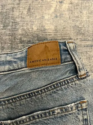 American Eagle Light Wash Distressed High Rise Mom Shorts Size 2 thumbnail 3