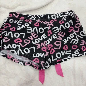 Pink and Black Love Print Women's Sleep Shorts thumbnail 4