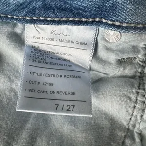 Women’s Kancan Size 7/27 Distressed Denim Shorts thumbnail 3