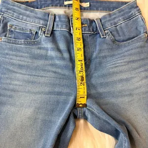 Levi’s 711 Skinny Jeans Medium Wash Size 26 thumbnail 10