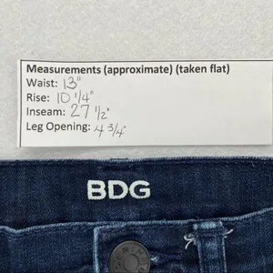 BDG Stretch Dark Wash High Rise Twig Skinny‎ Jean thumbnail 2