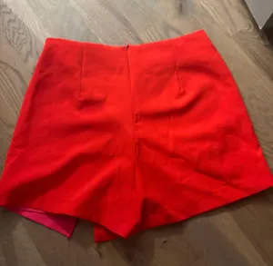 Boutique Skirt Size M thumbnail 3