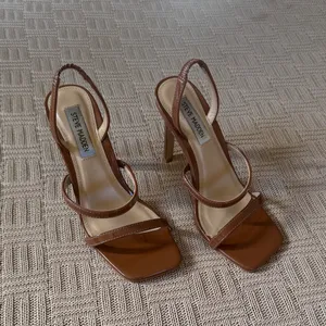 Steve Madden Brown Strappy Heels thumbnail 2