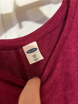 Old Navy Women’s Sleeveless Tank Top in Wine thumbnail 3