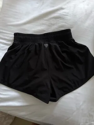 Aritzia TnAction Black Active Shorts - 2XS thumbnail 4