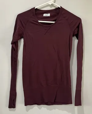 Athleta Womens Maroon Red Round Neck Long Sleeve Pullover Thermal‎ T-Shirt XS thumbnail 1
