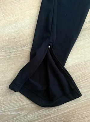 Nike Women’s Dri-FIT Black Zip-Ankle Track Pants M thumbnail 3