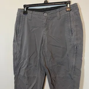 KUHL‎ Women's Charcoal Gray Hiking Pants Articulated Knee Size 4 Short thumbnail 2