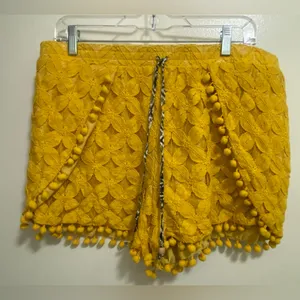 Xhilaration Womens Boho Bohemian Shorts XL Bright Yellow Flower Lace Pom Poms thumbnail 1