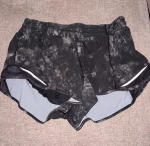 Lululemon Shorts thumbnail 1