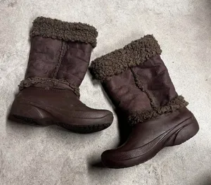 Crocs Nadia Rubber Winter Boots Sherpa Lined Brown Women's Size 8 thumbnail 1
