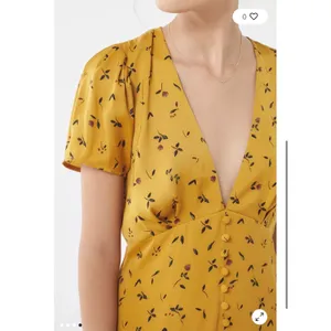 Urban Outfitters Jen Floral Empire Waist Button Down Mini Dress, S thumbnail 3