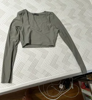 ZARA Green Long Sleeve Crop Top thumbnail 1
