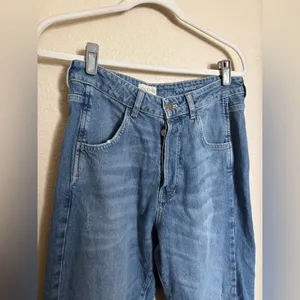 PILCRO reworked high rise tapered jeans size‎ 29 in blue barrel balloon thumbnail 5