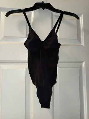 SKIMS Seamless Sculpt Thong Bodysuit Size S/M thumbnail 2