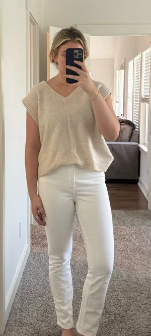 Abercrombie Slim Straight Ultra High Rise thumbnail 1