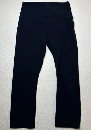 Lululemon Wunder Under Crop (Hi-Rise) Size 6 Midnight Navy thumbnail 1