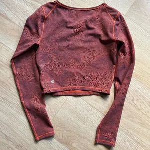 Lululemon Wunder Train Cropped Long Sleeve Shirt Orange Larkspur Size 4 thumbnail 5