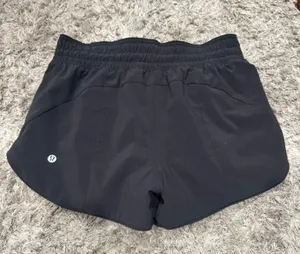 Lululemon Shorts Hotty Hot Reversible black/gray thumbnail 2