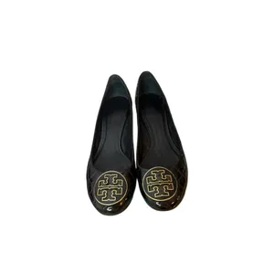 Tory Burch Maggie Black Quilted Patent Leather Pumps thumbnail 2