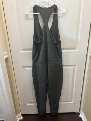 Vuori Lux Razorback Jogger Jumpsuit Large thumbnail 3