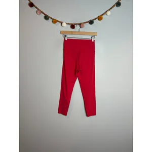 Aerie Real Me 7/8 twist leggings berry red pink thumbnail 2