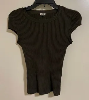Garage Women’s Dark Green Knit Bodycon Short-Sleeve Shirt Size S (Used) thumbnail 1