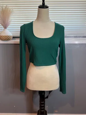 Bar III Forest Green Ribbed Long-Sleeve Scoop Crop Top thumbnail 2