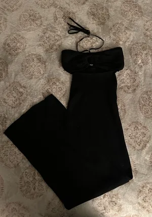 Hera Collection Black dress with a slit thumbnail 1