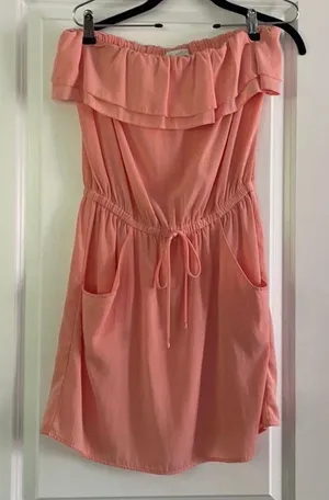 Peach 🍑 Strapless Dress Size M thumbnail 2