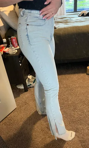 Abercrombie Slim Straight High Rise Jeans thumbnail 4