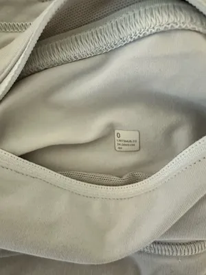 lululemon high rise 2.5 speed up shorts thumbnail 3
