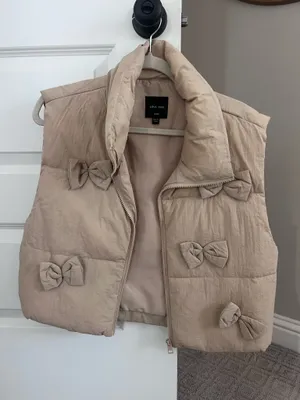 Love Tree Tan Puffer Vest with bows! thumbnail 1