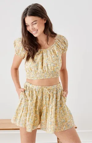American Eagle High Waisted Flowy Short  Size Small Yellow Floral Ditsy Print thumbnail 1