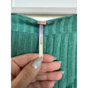 Free People Madeline Green Ribbed Long Sleeve Off The Shoulder Sweater Size S thumbnail 5