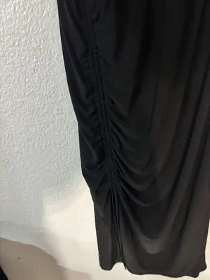Steve Madden One-Shoulder Black Midi Dress thumbnail 5