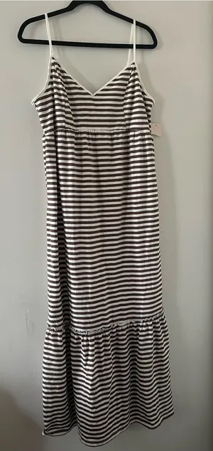 NWT SO Brown White Striped Maxi Dress Large Beach Coastal Resort Vacation thumbnail 1