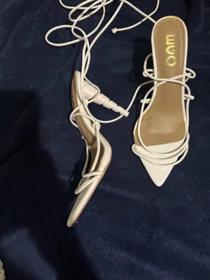 EGO White Heels Lace-Up thumbnail 2
