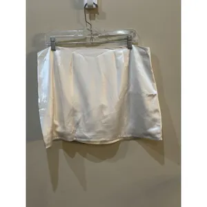 Retrofête Marilyn Tulip Miniskirt White Size XL White Faux Wrap Ruched Satin thumbnail 4