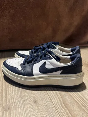 Nike jordan shoes  thumbnail 2