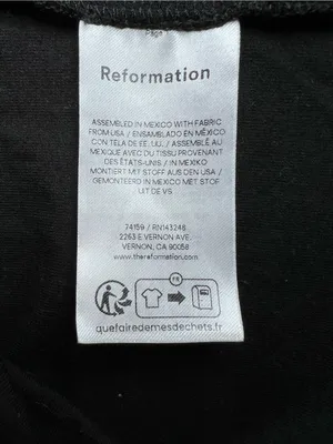 Reformation Black Off-Shoulder Ruched Front Top size medium‎ thumbnail 4