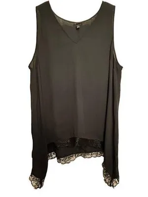 Torrid Classic Black Tank with SharkBite Lace Hem - Size 3 thumbnail 1