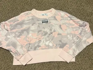 Adidas cropped thumbnail 1